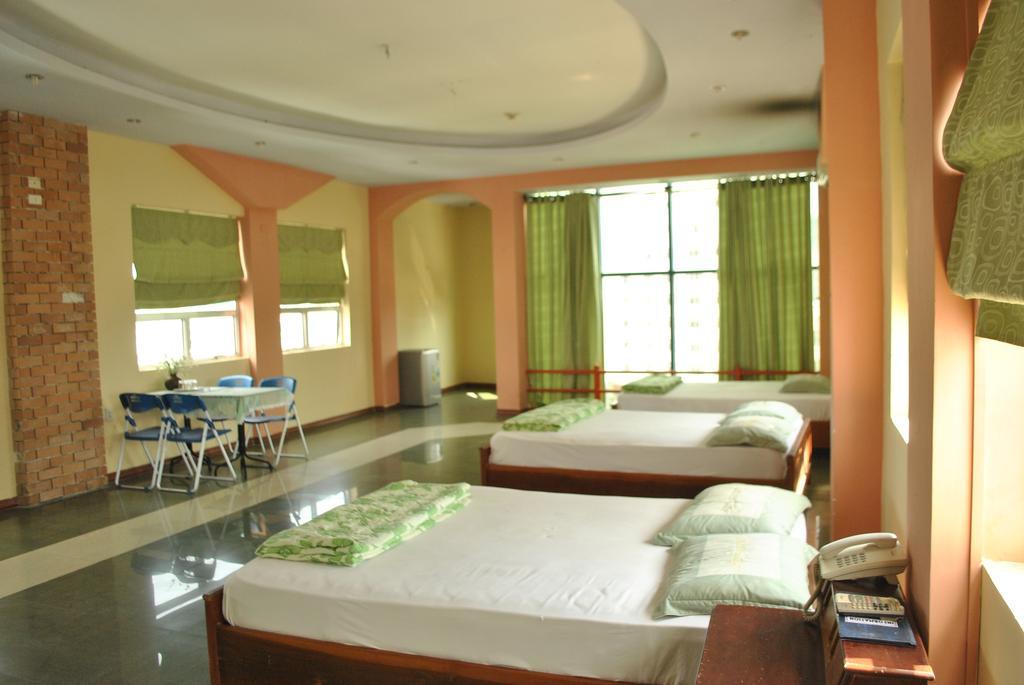 Golden Gate 1 Hotel Da Nang Esterno foto